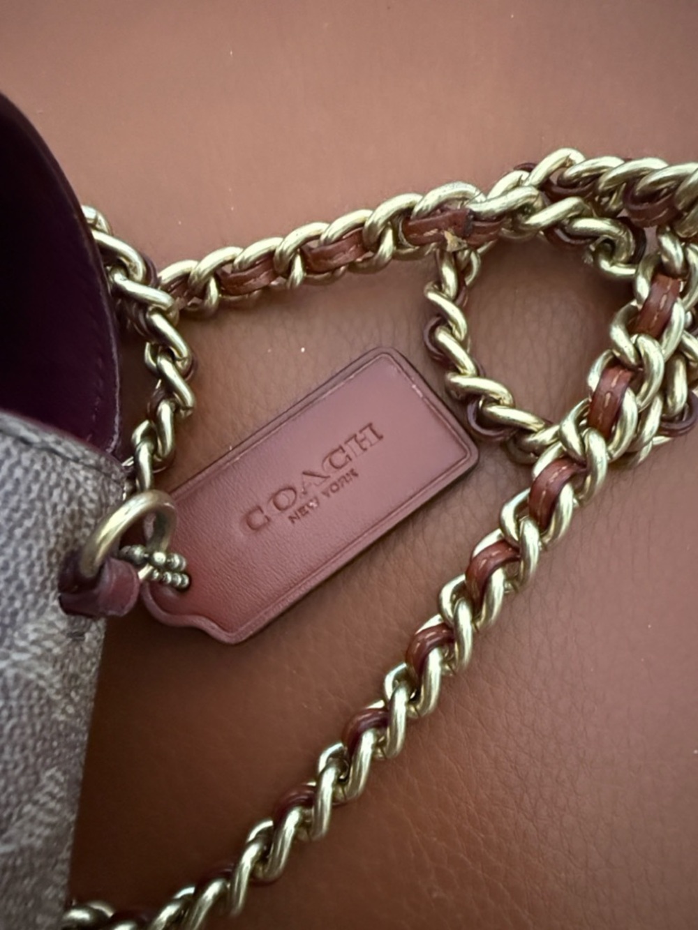 Coach Madison Tea rose crossbody - Picture 2 of 9